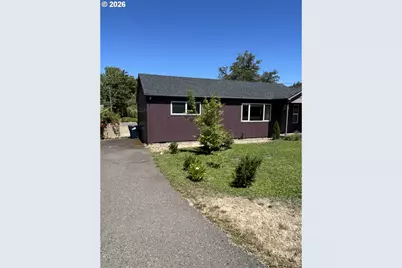 123 W 2nd St, Lowell, OR 97452 - Photo 4