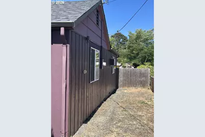 123 W 2nd St, Lowell, OR 97452 - Photo 2