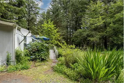 37307 Linda Ln, Seaside, OR 97138 - Photo 10