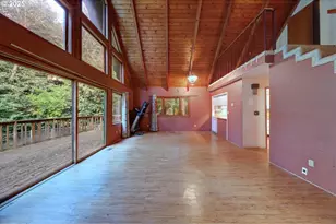 42996 Valley Creek Ln, Astoria, OR 97103 - Photo 6