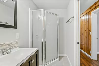 2415 SE 84th Ave, Portland, OR 97216 - Photo 14