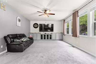 138 N Link Ct, Newberg, OR 97132 - Photo 18