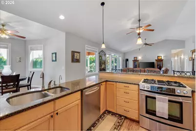 14323 S Graves Rd, Mulino, OR 97042 - Photo 12