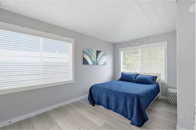 476 Highway 101 S, Rockaway Beach, OR 97136 - Photo 12