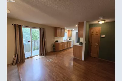 14154 SE Bush St, Portland, OR 97236 - Photo 16