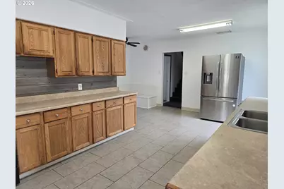 920 Lemont St, Saint Helens, OR 97051 - Photo 6