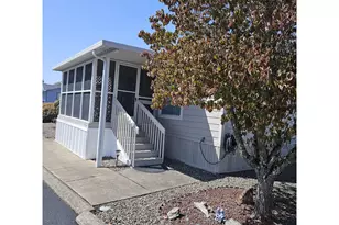 1200 E Central Ave, Sutherlin, OR 97479 - Photo 26
