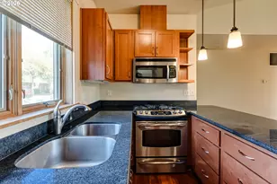 1455 Perdue Loop, Eugene, OR 97401 - Photo 10