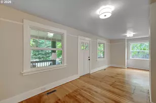 1827 SE Oak St, Portland, OR 97214 - Photo 16