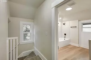 1827 SE Oak St, Portland, OR 97214 - Photo 18