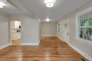 1827 SE Oak St, Portland, OR 97214 - Photo 8