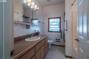 1218 Riverside Dr, Bandon, OR 97411 - Photo 34