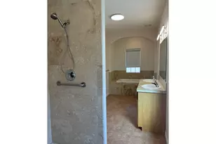 556 N View Dr, Winchester, OR 97495 - Photo 20