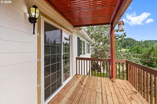 720 Holly Ave, Cottage Grove, OR 97424 - Photo 12