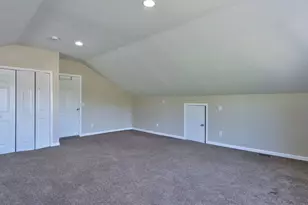 3890 NW 172nd Pl, Beaverton, OR 97006 - Photo 10