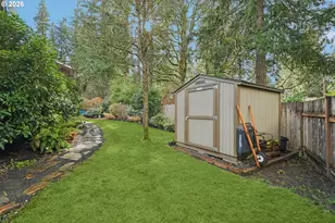 15915 Waluga Dr, Lake Oswego, OR 97035 - Photo 40