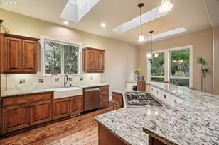 15915 Waluga Dr, Lake Oswego, OR 97035 - Photo 16