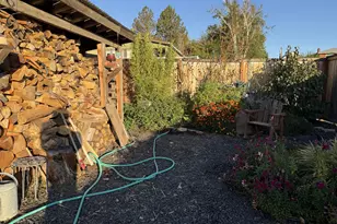 201 4th St, Maupin, OR 97037 - Photo 22