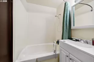 160 Spring St, Gardiner, OR 97441 - Photo 20