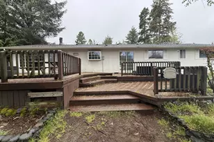 5590 S Shore Dr S, Florence, OR 97439 - Photo 12