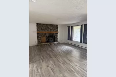 5590 S Shore Dr S, Florence, OR 97439 - Photo 2