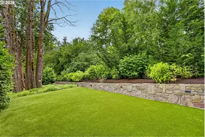 10147 NW Skyline Heights Dr, Portland, OR 97229 - Photo 44