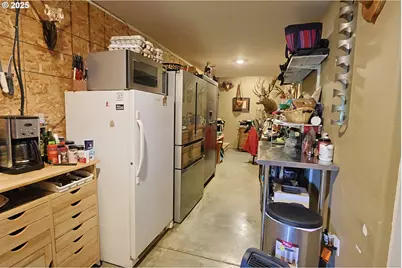 63011 Isthmus Heights Rd, Coos Bay, OR 97420 - Photo 14