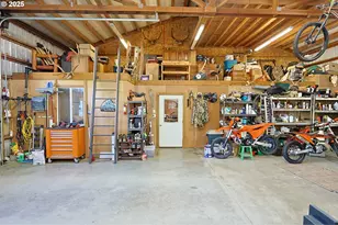 63011 Isthmus Heights Rd, Coos Bay, OR 97420 - Photo 12