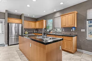 111 NE Porto Way, Hillsboro, OR 97124 - Photo 12