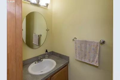 697 32nd St, Washougal, WA 98671 - Photo 6