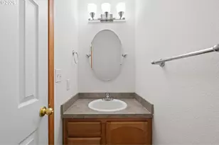 697 32nd St, Washougal, WA 98671 - Photo 18