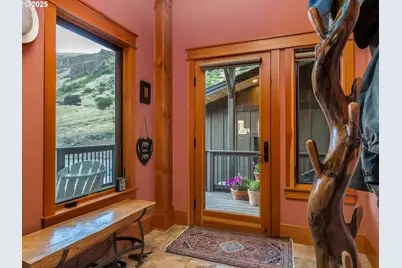 8919 Hwy 14, Wishram, WA 98673 - Photo 16