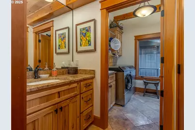 8919 Hwy 14, Wishram, WA 98673 - Photo 18