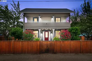 409 N 8th St, Cottage Grove, OR 97424 - Photo 2