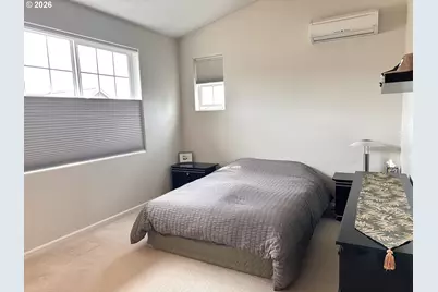 565 NW Lost Springs Ter #401, Portland, OR 97229 - Photo 12