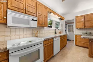 3025 NE 17th Ave, Portland, OR 97212 - Photo 12