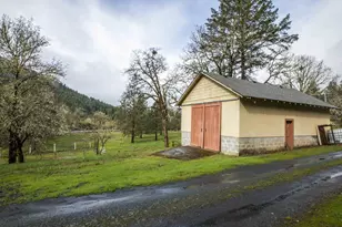 3866 Placer Rd, Wolf Creek, OR 97497 - Photo 2