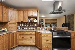 3866 Placer Rd, Wolf Creek, OR 97497 - Photo 12