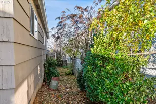 1704 NE 81st Ave, Portland, OR 97213 - Photo 6