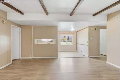 23200 NE Sandy Blvd #77, Troutdale, OR 97060 - Photo 36