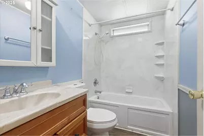 23200 NE Sandy Blvd #77, Troutdale, OR 97060 - Photo 34