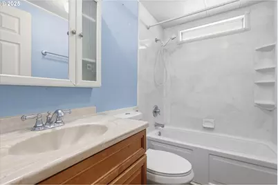 23200 NE Sandy Blvd #77, Troutdale, OR 97060 - Photo 32