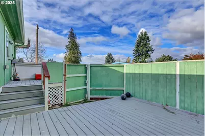 23200 NE Sandy Blvd #77, Troutdale, OR 97060 - Photo 42