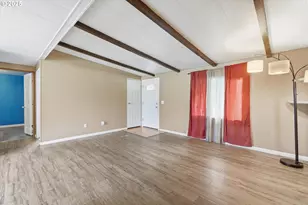 23200 NE Sandy Blvd, Troutdale, OR 97060 - Photo 14