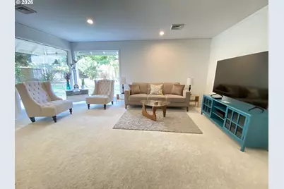 2872 Suffolk Ct, Eugene, OR 97401 - Photo 8