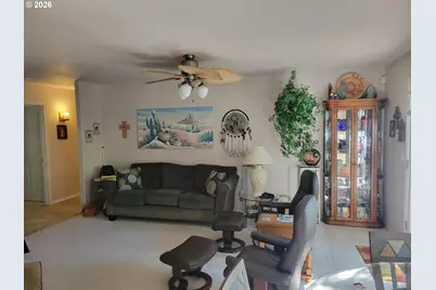 105 Madrona Ct, Saint Helens, OR 97051 - Photo 6