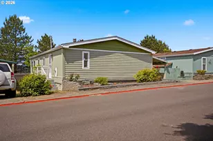 851 SW Sunset Way, Troutdale, OR 97060 - Photo 4