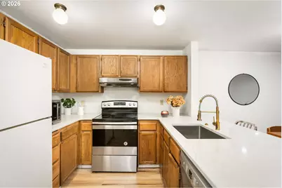 4880 SW Scholls Ferry Rd #16, Portland, OR 97225 - Photo 12