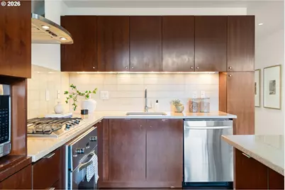 3570 S River Pkwy #1711, Portland, OR 97239 - Photo 22