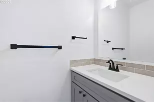 524 S Texas St, Portland, OR 97219 - Photo 8